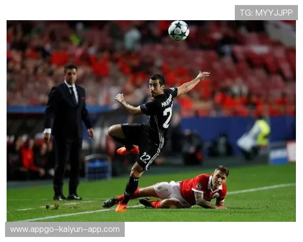 欧冠赛场上一些精彩瞬间被改编为短视频爆款，欧冠段子