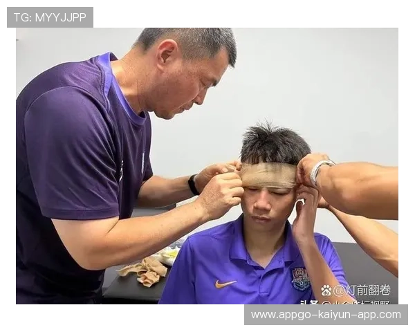 争议判罚再起波澜裁判成为焦点